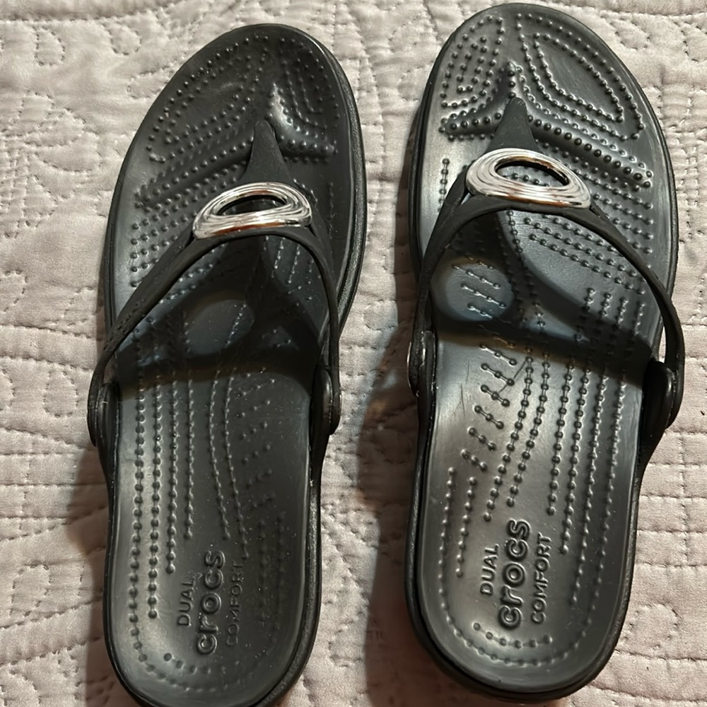 Black ladies Crocs size 7